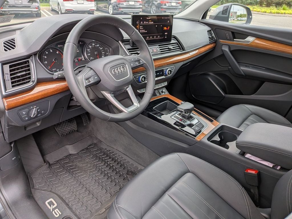 2023 Audi Q5 45 S line Premium quattro