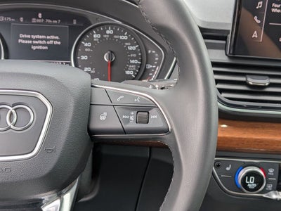 2023 Audi Q5 45 S line Premium quattro