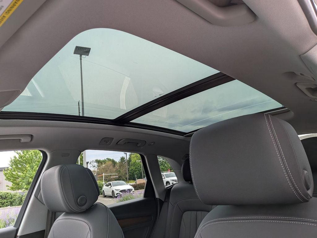 2023 Audi Q5 45 S line Premium quattro