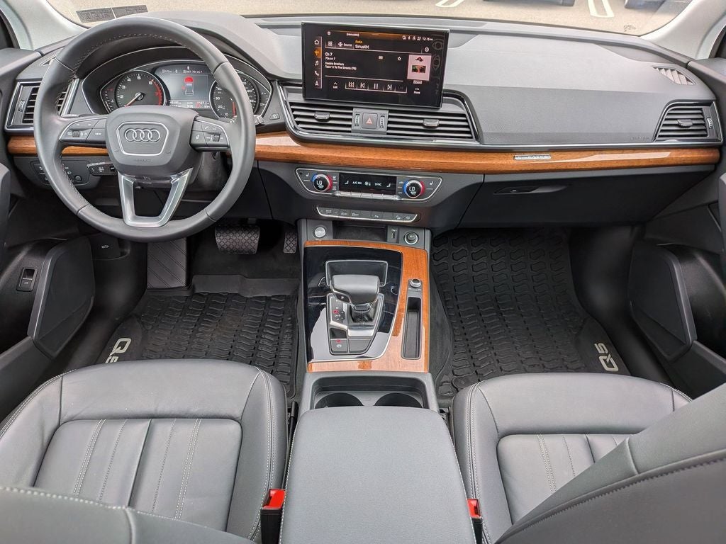 2023 Audi Q5 45 S line Premium quattro
