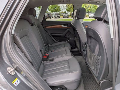 2023 Audi Q5 45 S line Premium quattro