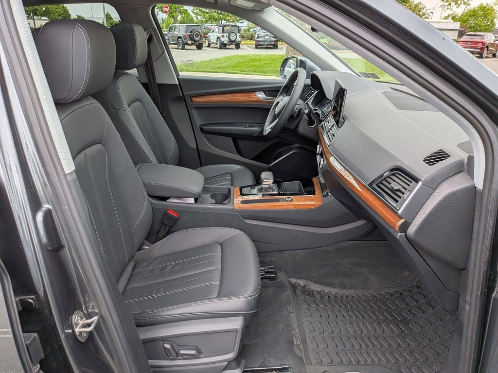 2023 Audi Q5 45 S line Premium quattro