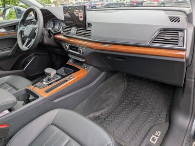 2023 Audi Q5 45 S line Premium quattro
