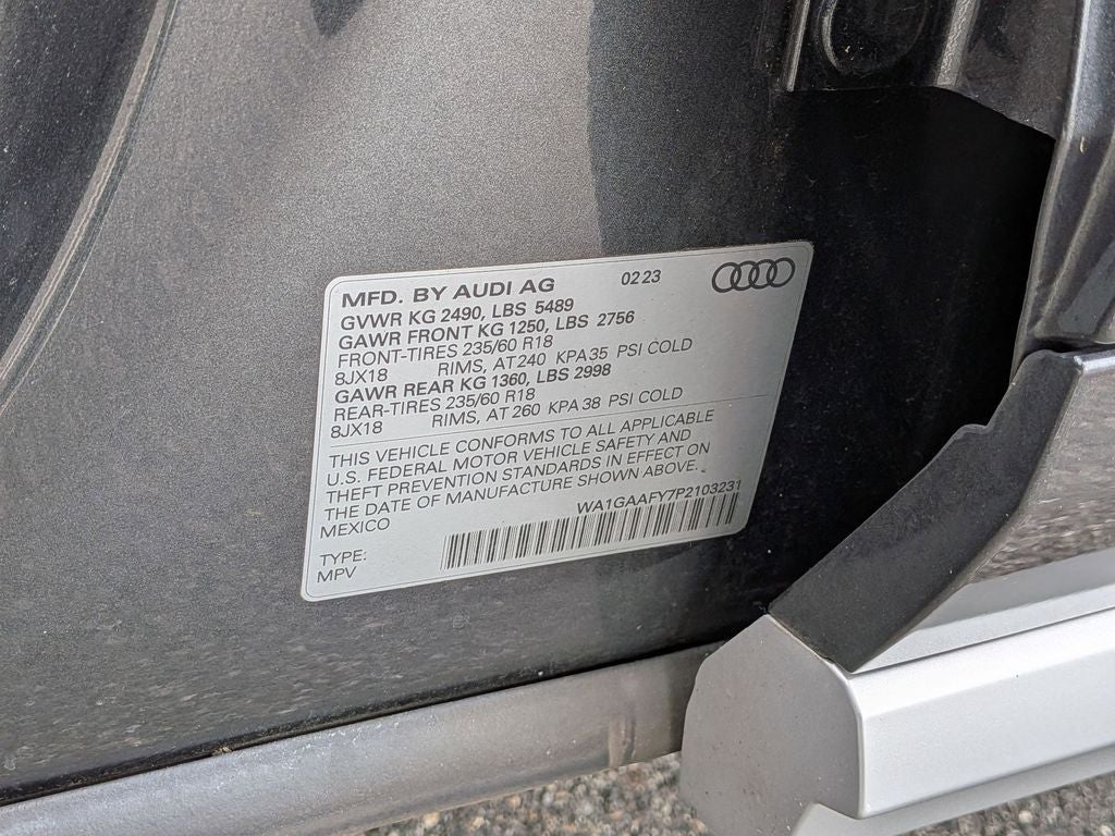 2023 Audi Q5 45 S line Premium quattro