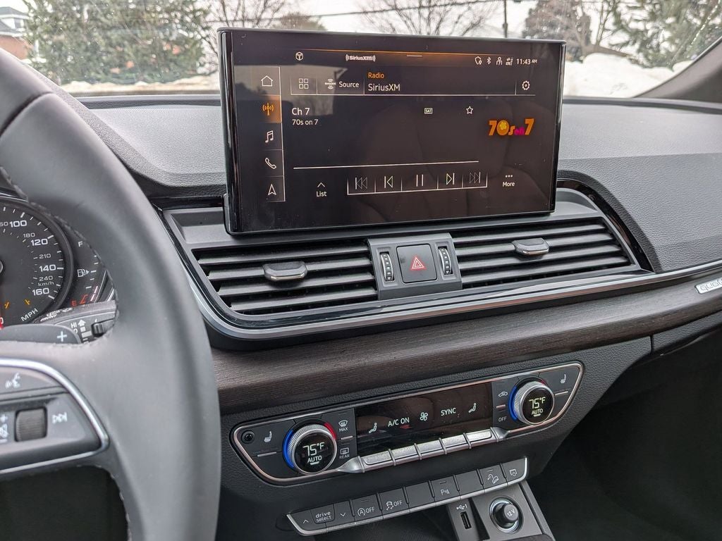 2024 Audi Q5 45 S line Premium quattro