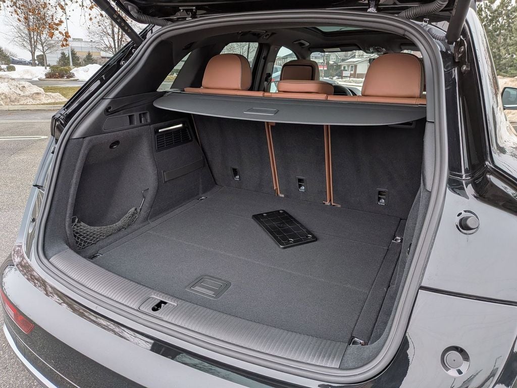 2024 Audi Q5 45 S line Premium quattro