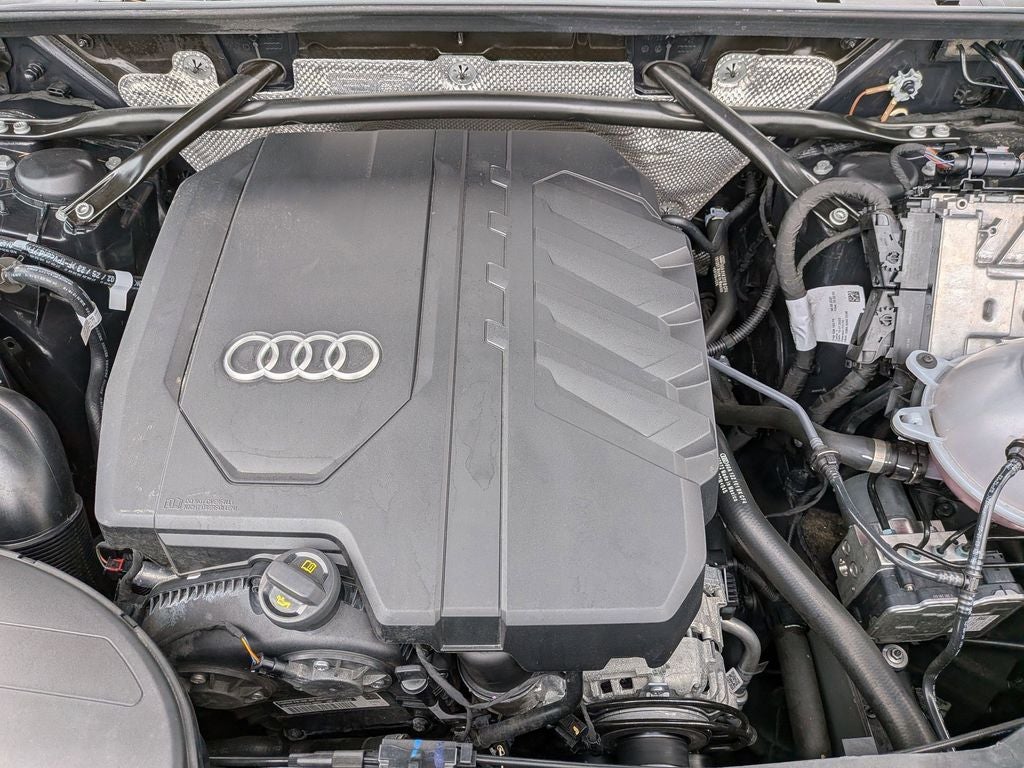 2024 Audi Q5 45 S line Premium quattro