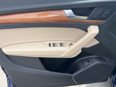 2023 Audi Q5 45 S line Premium quattro