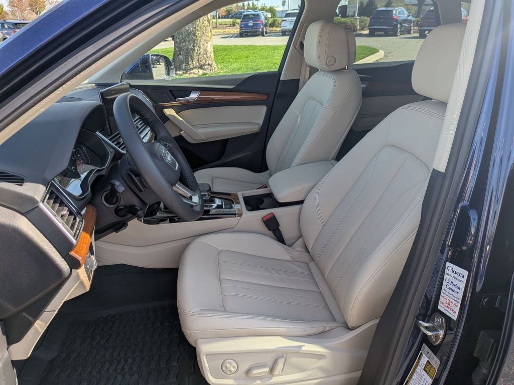 2023 Audi Q5 45 S line Premium quattro