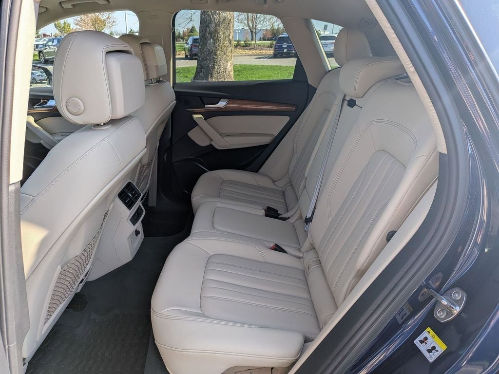 2023 Audi Q5 45 S line Premium quattro