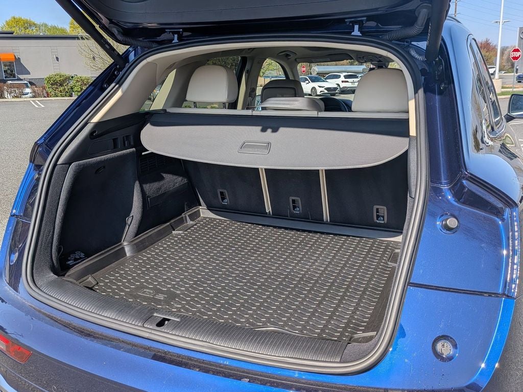 2023 Audi Q5 45 S line Premium quattro