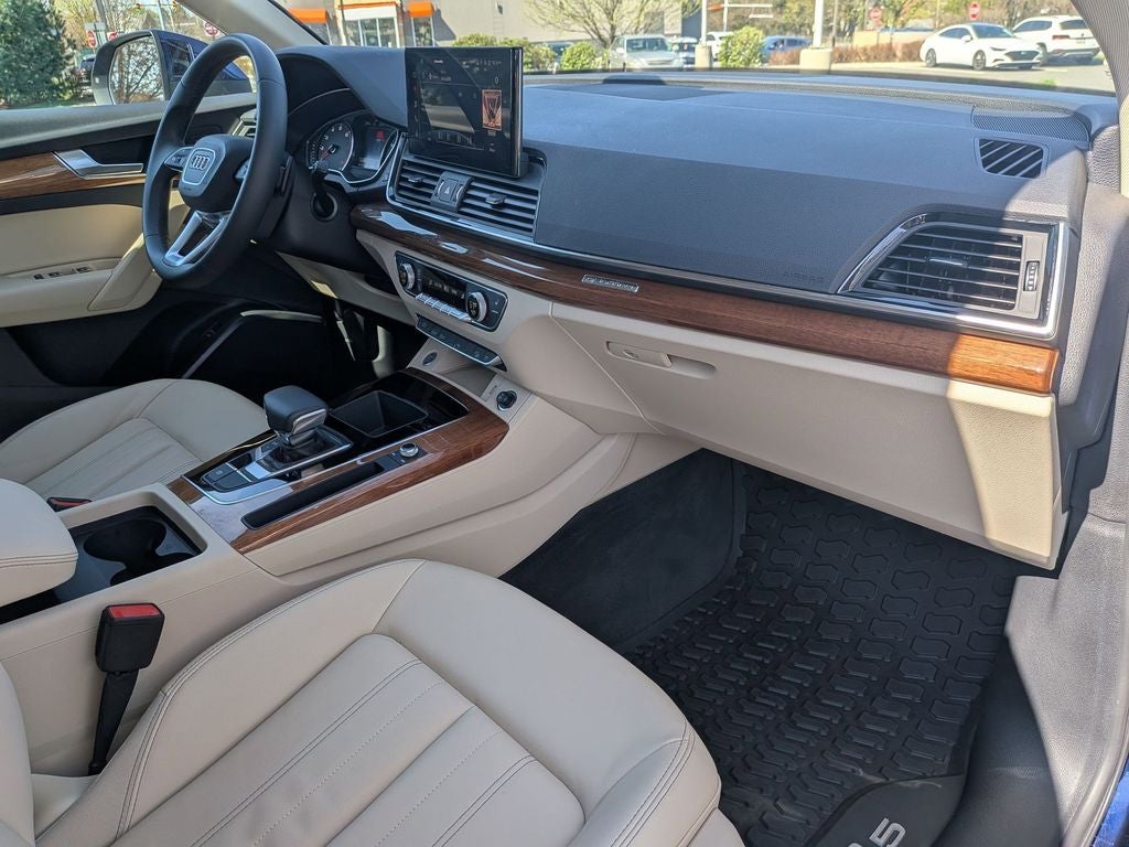 2023 Audi Q5 45 S line Premium quattro