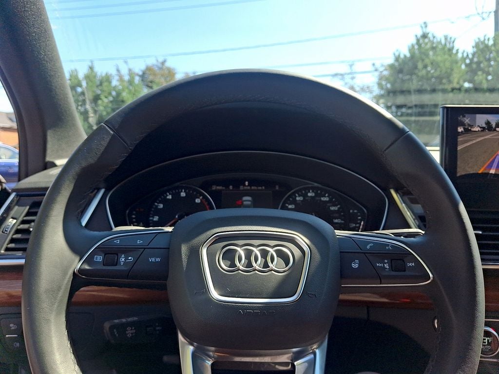 2023 Audi Q5 45 S line Premium quattro