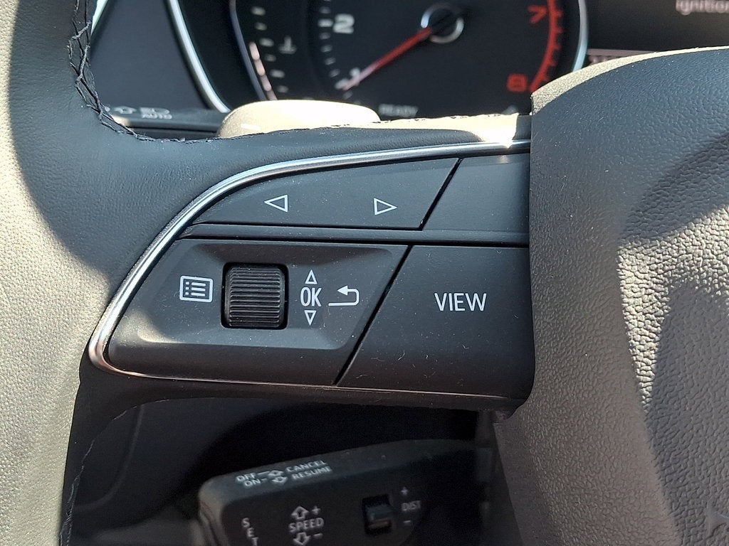 2023 Audi Q5 45 S line Premium quattro