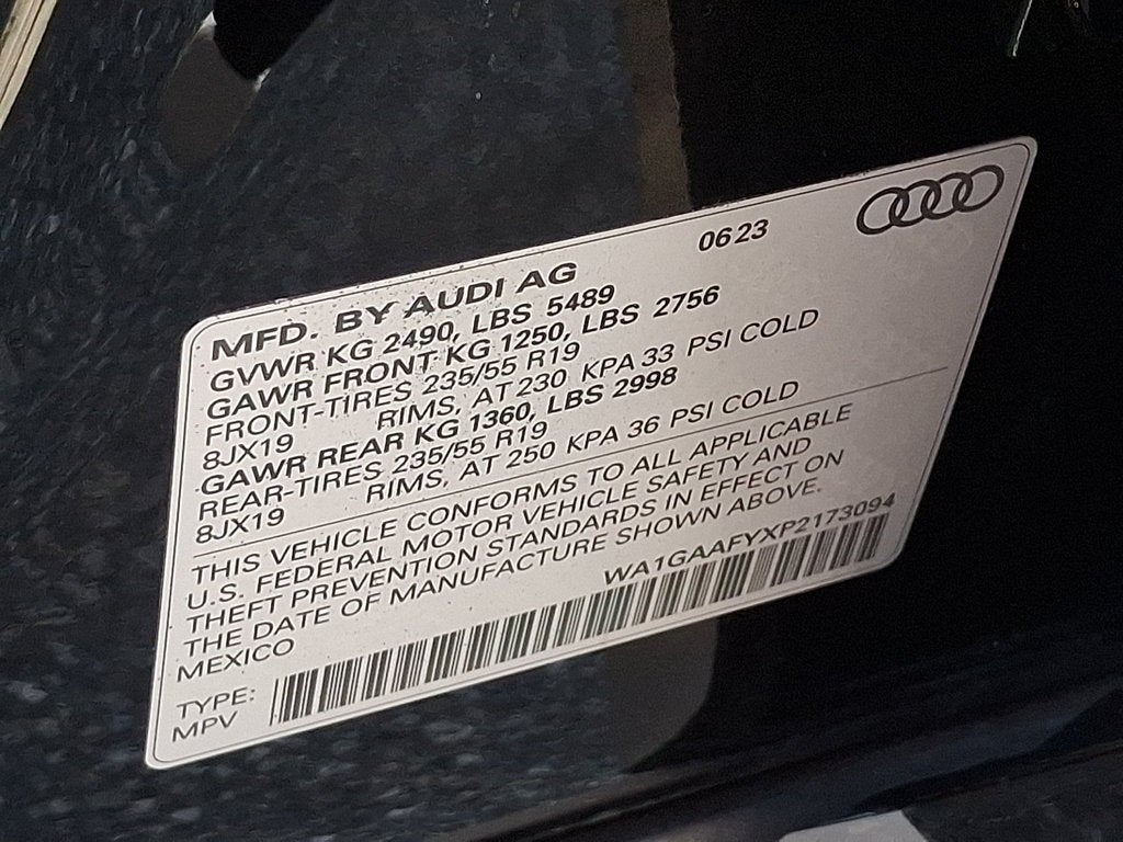 2023 Audi Q5 45 S line Premium quattro