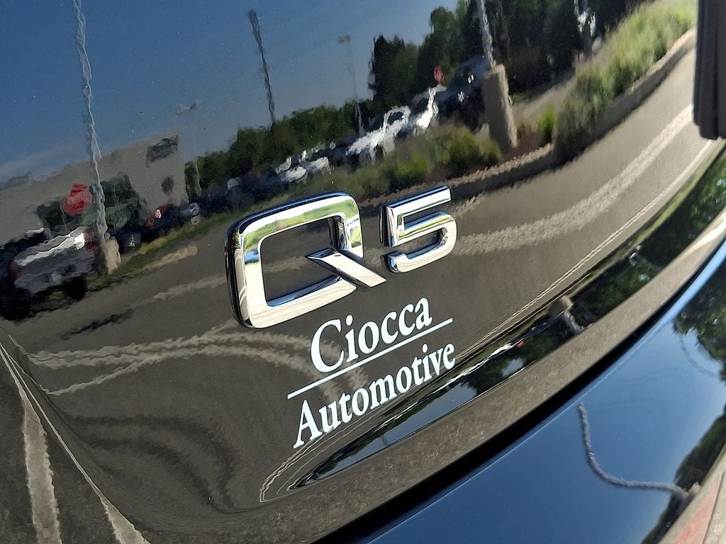 2023 Audi Q5 45 S line Premium quattro