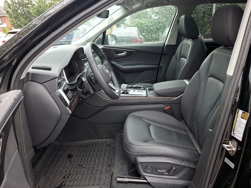2023 Audi Q7 45 Premium Plus quattro