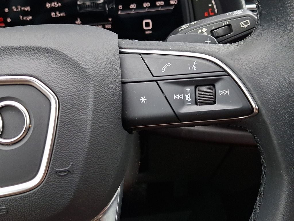 2023 Audi Q7 45 Premium Plus quattro