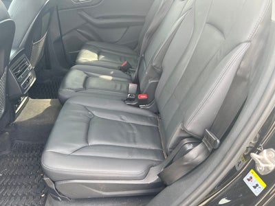 2023 Audi Q7 45 Premium Plus quattro