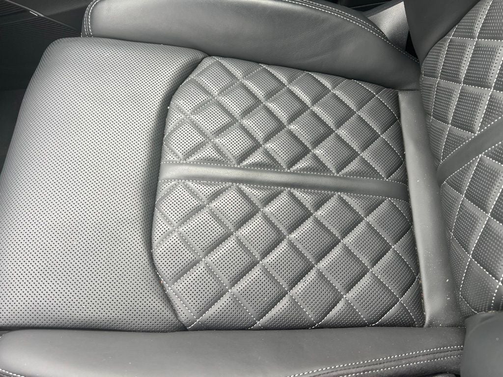 2023 Audi SQ7 Prestige quattro