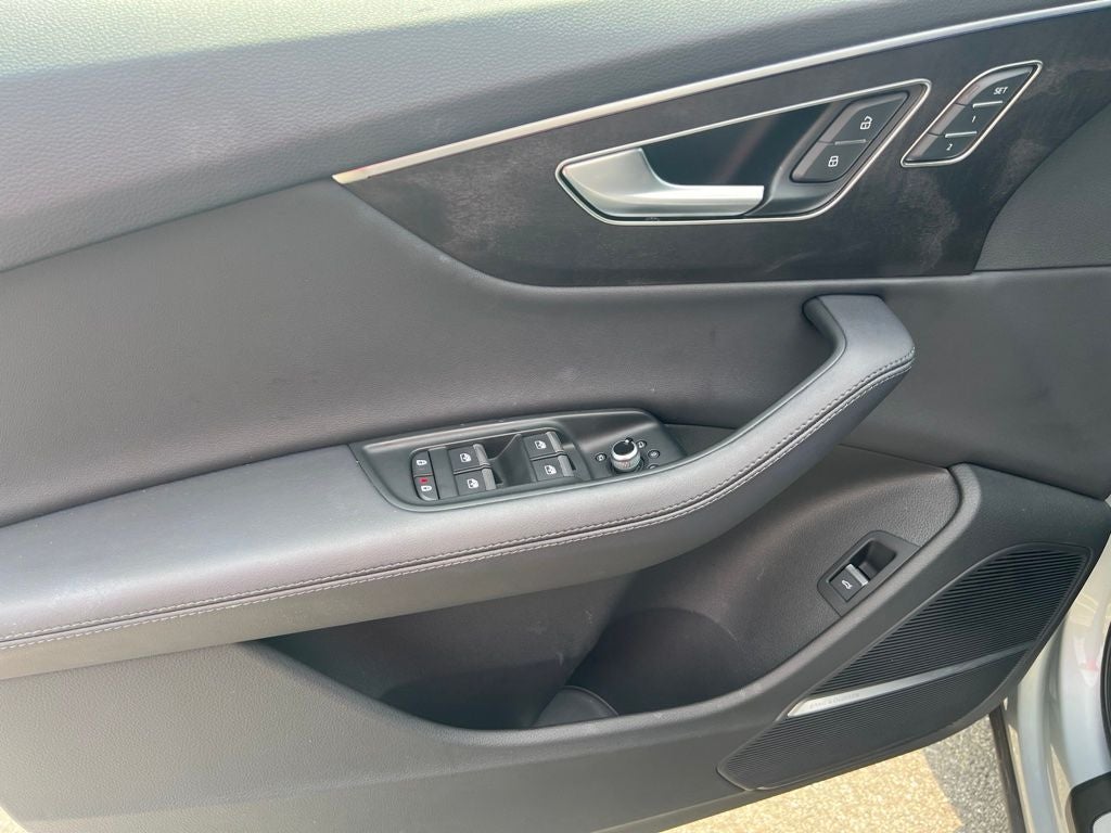 2023 Audi Q7 55 Prestige quattro