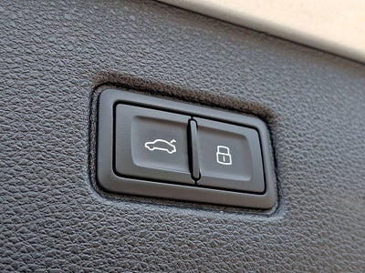 2023 Audi Q7 55 Prestige quattro