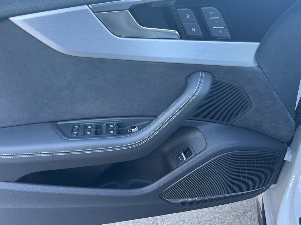 2023 Audi A4 45 S line Premium Plus quattro