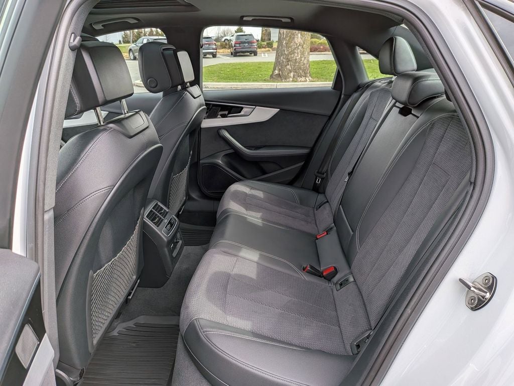 2023 Audi A4 45 S line Premium Plus quattro
