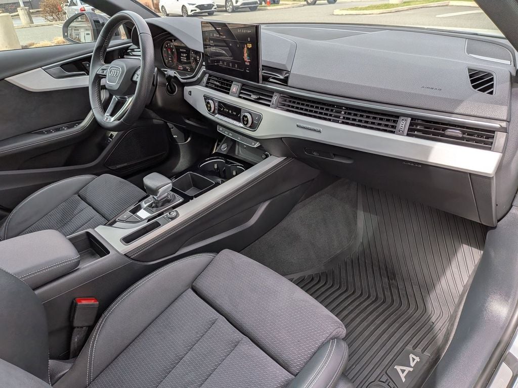 2023 Audi A4 45 S line Premium Plus quattro