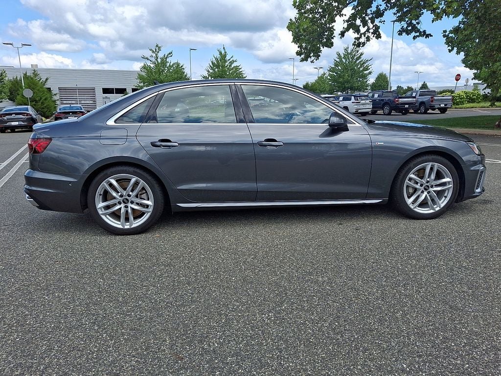 2023 Audi A4 45 S line Prestige quattro
