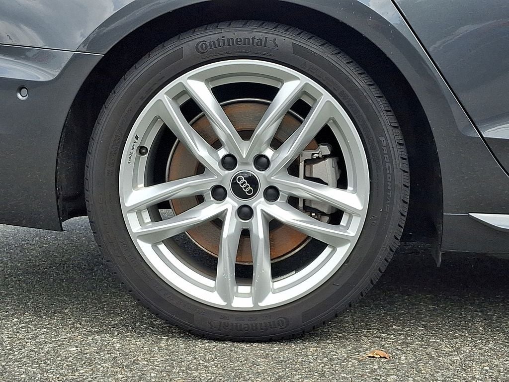 2023 Audi A4 45 S line Prestige quattro