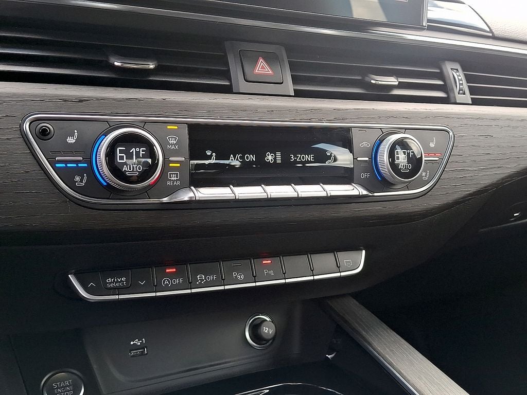 2023 Audi A4 45 S line Prestige quattro