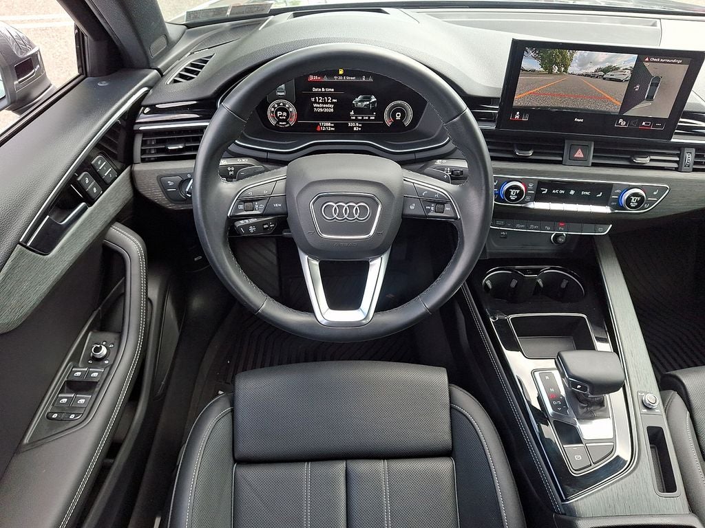 2023 Audi A4 45 S line Prestige quattro