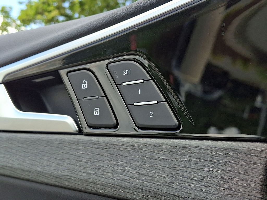 2023 Audi A4 45 S line Prestige quattro