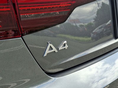 2023 Audi A4 45 S line Prestige quattro