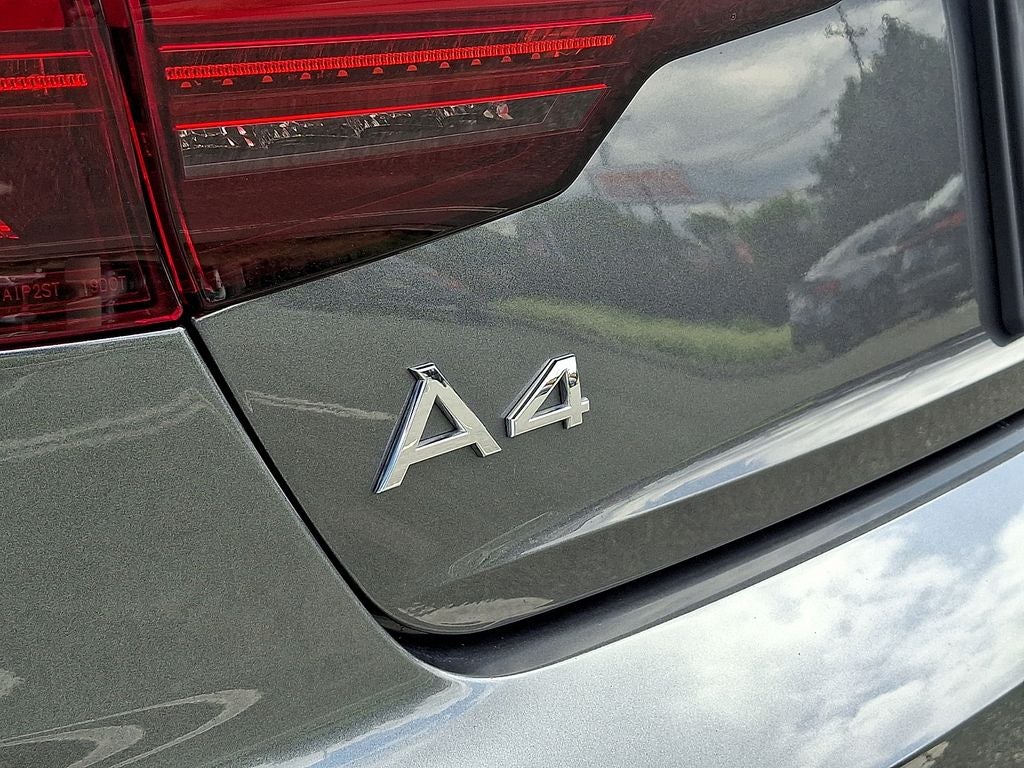 2023 Audi A4 45 S line Prestige quattro