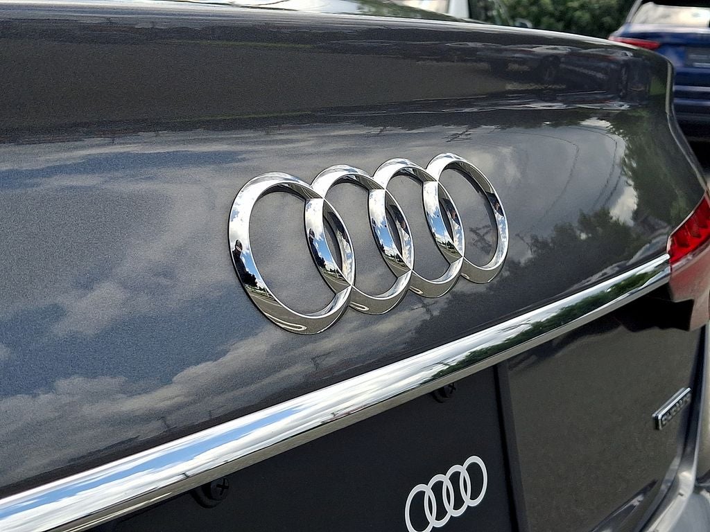 2023 Audi A4 45 S line Prestige quattro