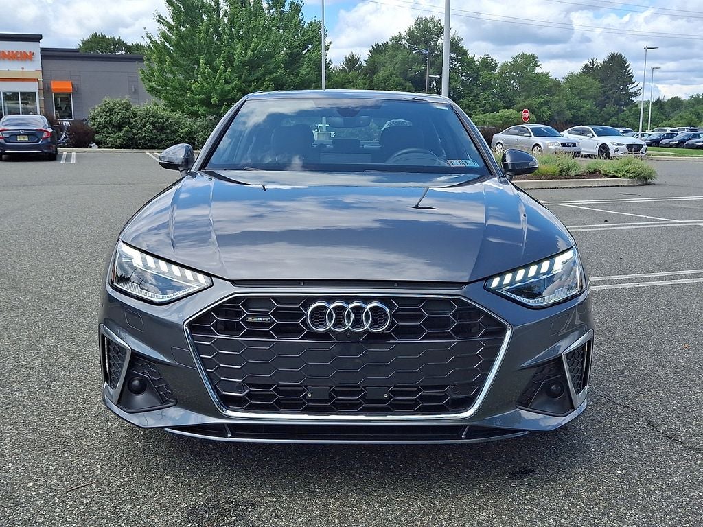 2023 Audi A4 45 S line Prestige quattro