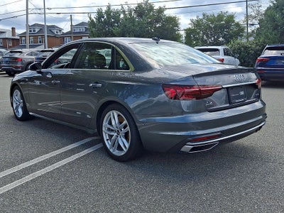 2023 Audi A4 45 S line Prestige quattro