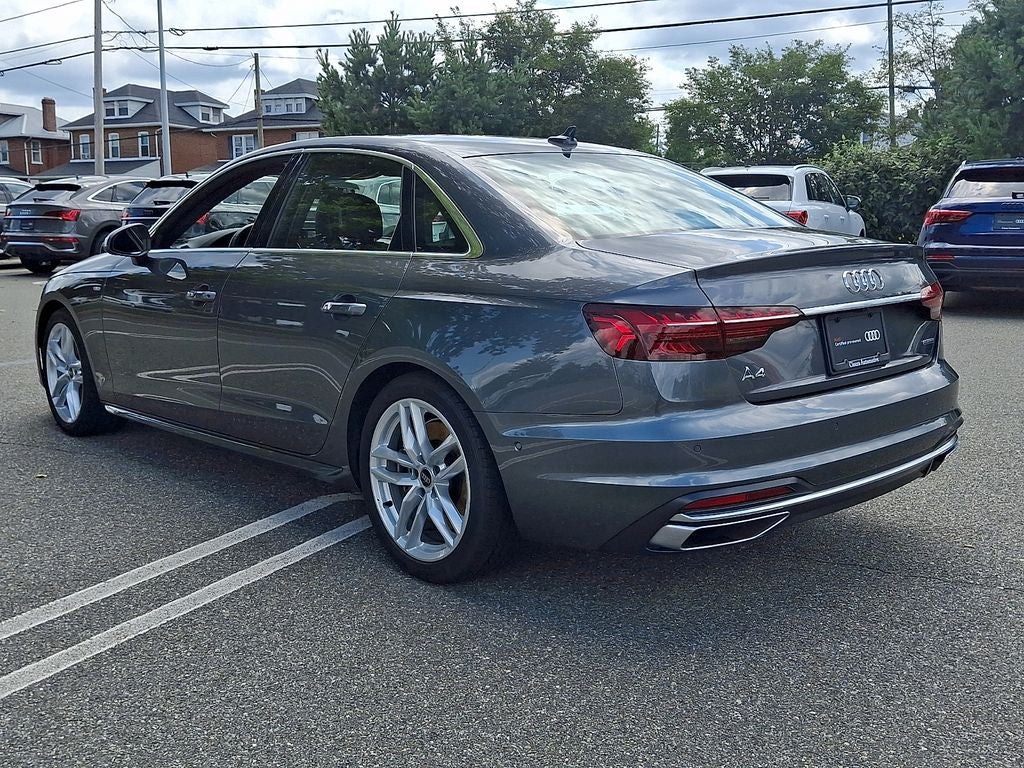 2023 Audi A4 45 S line Prestige quattro