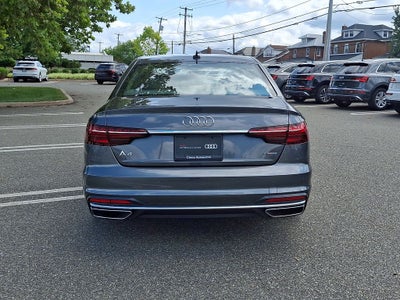 2023 Audi A4 45 S line Prestige quattro