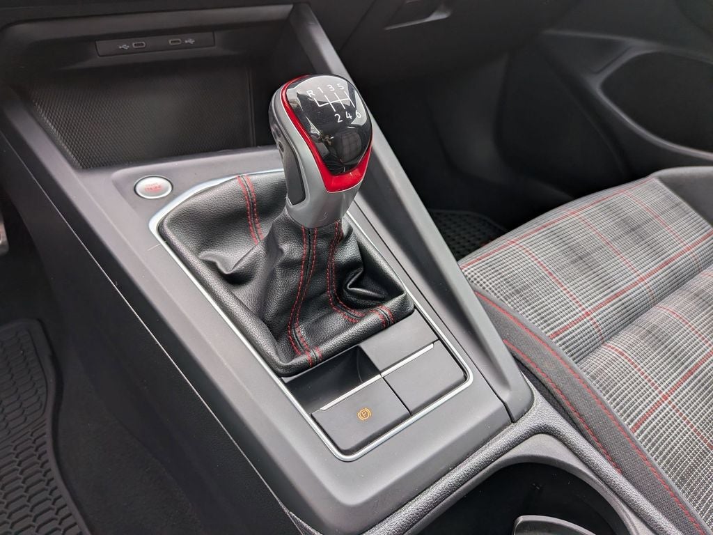 2022 Volkswagen Golf GTI 2.0T SE