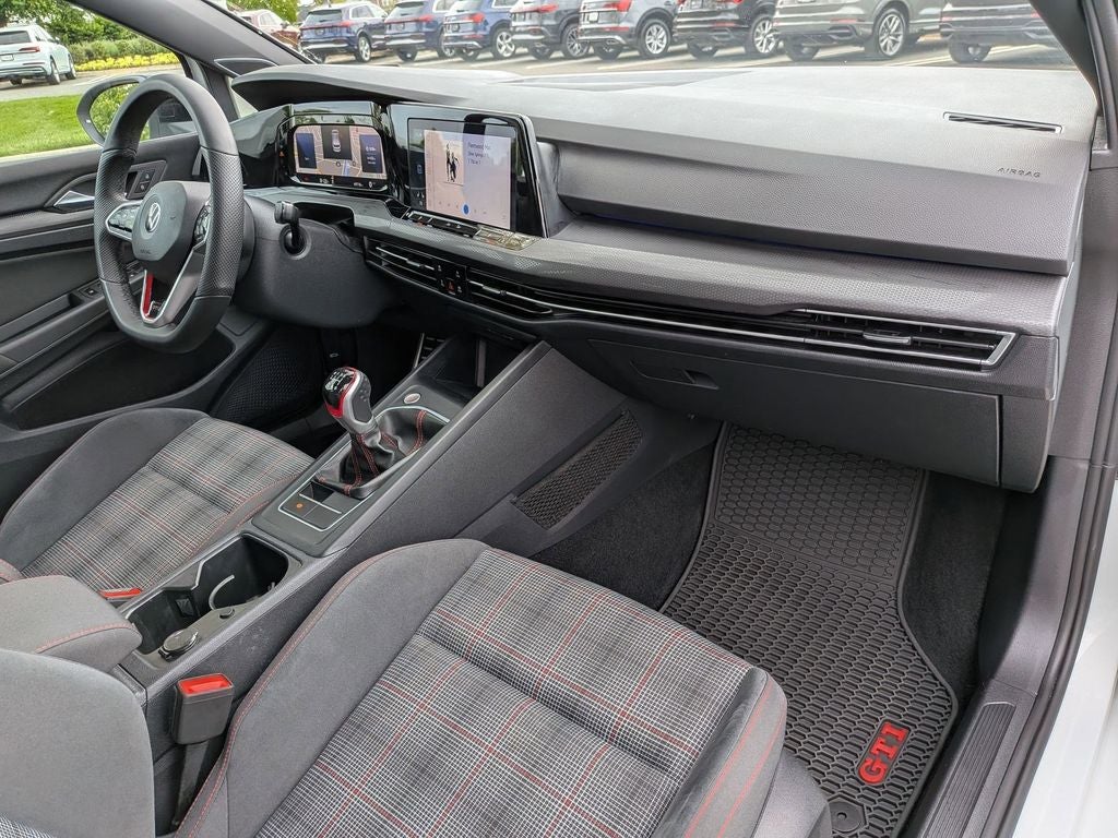 2022 Volkswagen Golf GTI 2.0T SE