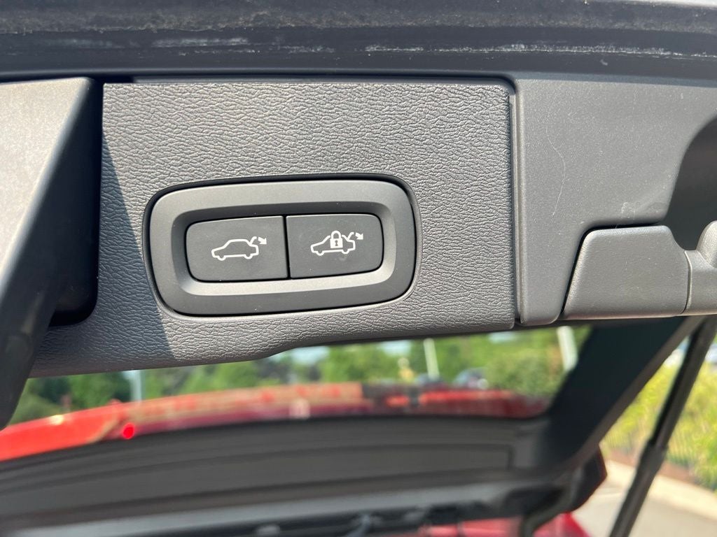 2019 Volvo XC60 T6 R-Design