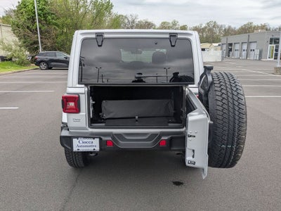 2022 Jeep Wrangler Unlimited Sahara Altitude