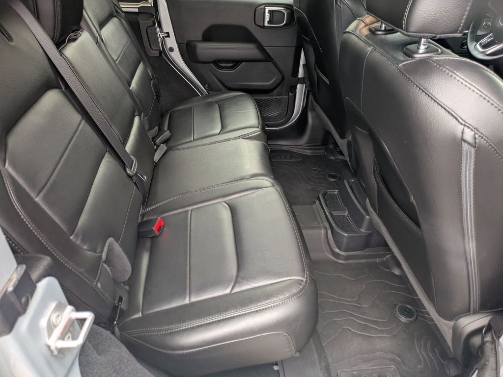 2022 Jeep Wrangler Unlimited Sahara Altitude