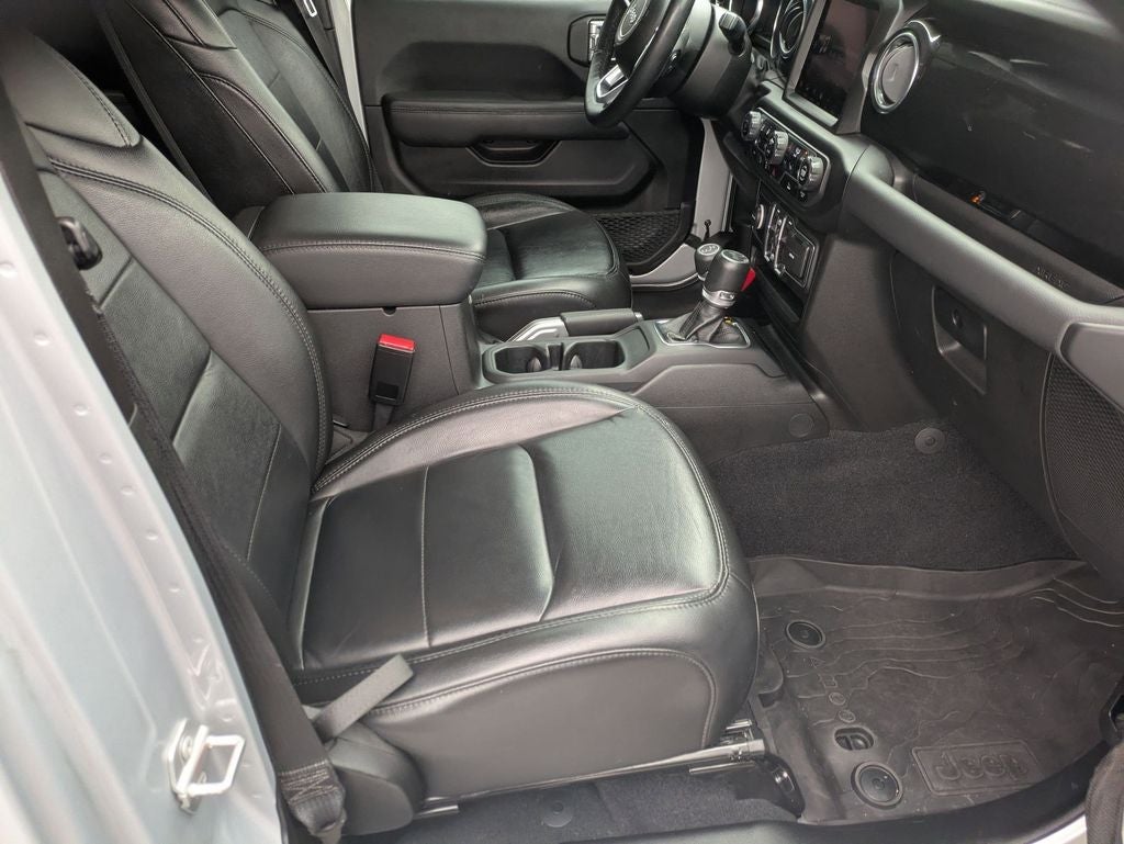 2022 Jeep Wrangler Unlimited Sahara Altitude