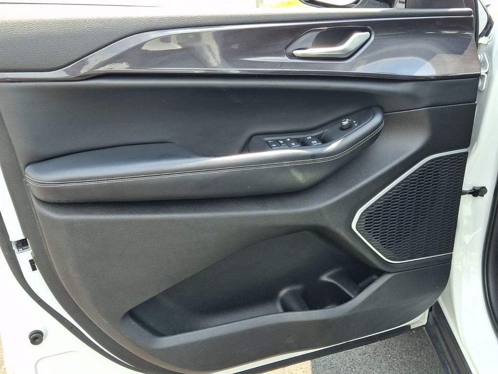 2022 Jeep Grand Cherokee L Altitude