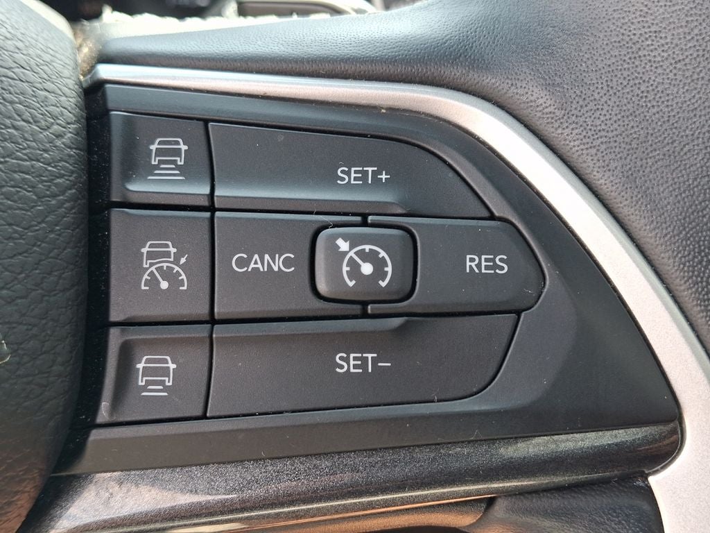 2022 Jeep Grand Cherokee L Altitude