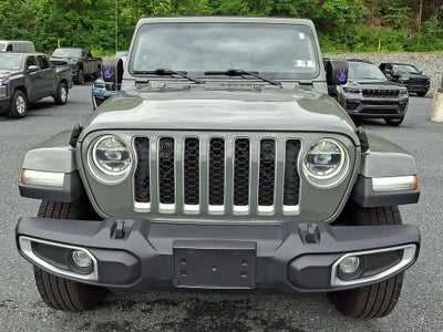 2022 Jeep Gladiator Overland
